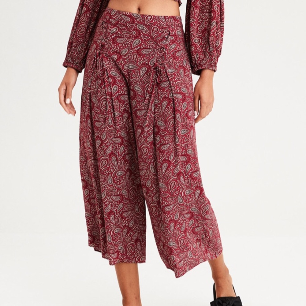 NWOT AE BOHO LACE UP PANT